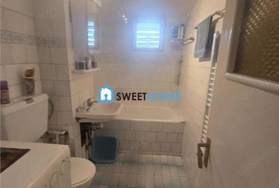 Apartament cu 3 camere decomandat în Central - 1
