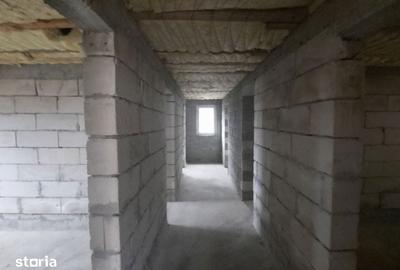Casă cu Teren 800 Mp în Central - 6