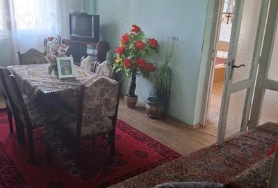 Apartament cu 3 camere decomandat în Rogerius - 2