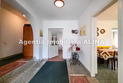 Casa si teren in Orasul Simeria, zona Parc, Jud. Hunedoara. - 1