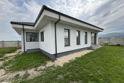Casă individuală pe parter în Cristian - 500 mp teren - 2