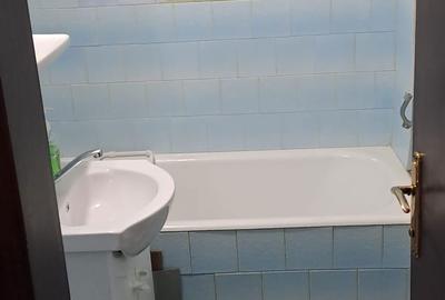 Apartament cu 2 camere decomandat în Grigorescu