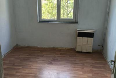 Garsonieră decomandată în Calea Caransebeșului - 3