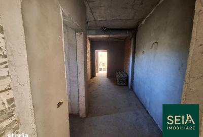 Casă cu 6 camere cu Teren 1700 Mp în Sascut - 4