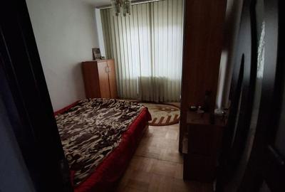 Apartament cu 3 camere decomandat în Cug - 1