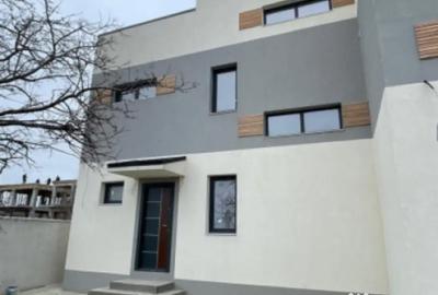 Casă cu 3 camere cu Teren 212 Mp în Central - 13