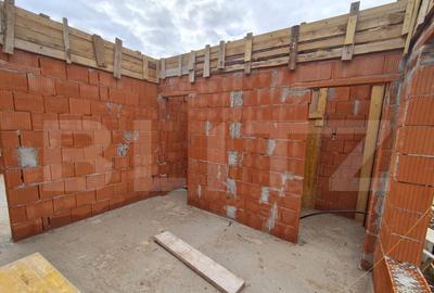 Casa noua in Santandrei , racordata la toate utilitatile - 3