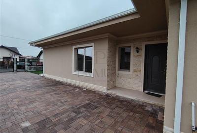 Duplex cu 3 camere cu Canalizare în Moșnița Nouă - 4