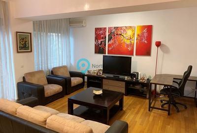 Apartament cu 3 camere semidecomandat, mobilat în Nord-Est