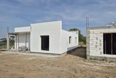 Casa de vanzare in Isalnita - 3