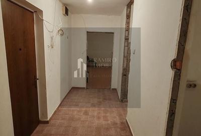 Apartament cu 2 camere decomandat în Sălaj - 3