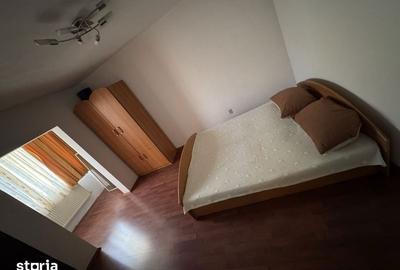 Apartament cu 3 camere decomandat în Central - 4