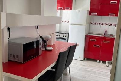 Inriez apartament primul bloc langa magazinul Unirea - 5