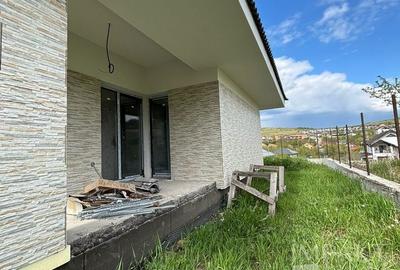 Casă individuală cu 4 camere cu Canalizare în Chinteni - 7