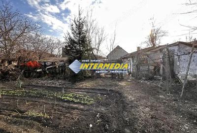 OKAZIE ! 1242 mp Teren Intravilan imprejmuit la asfalt cu toate utilitatile, bransamente, casa anexe - 1