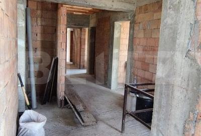 Duplex la rosu, parter - 2 unitati in Bod, langa Centrul Maria - 18