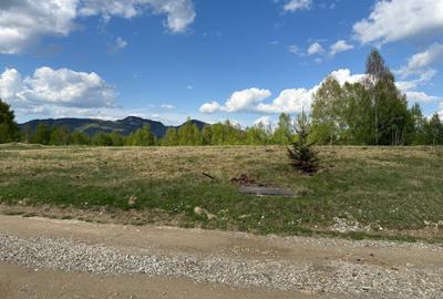 Teren intravilan 1000 mp in satul Pestera, Comuna Moieciu la 12 km de Bran - 6
