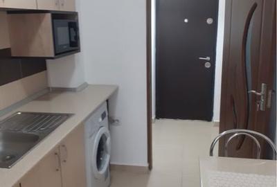 Garsonieră decomandată în Central - 7