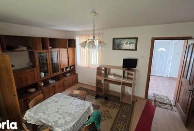 Casă cu 5 camere cu Teren 920 Mp în Central - 8