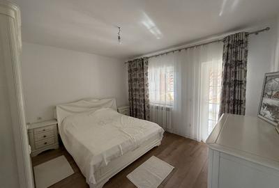 Casă cu 4 camere în Holboca - 1