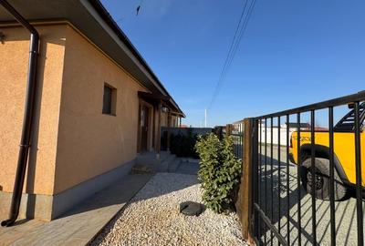 Duplex cu 2 camere cu Teren 435 Mp în Moșnița Nouă - 1