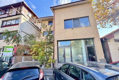 Spațiu comercial, de 290 mp, în Berceni