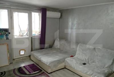 Apartament cu 2 camere semidecomandat în Micro 4 - 8