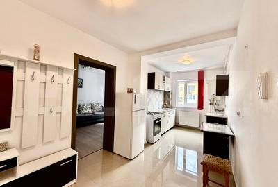 Apartament de inchiriat cu 2 camere, 56 mp, zona Cetate - 3