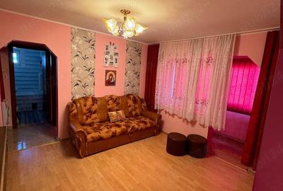 Apartament 3 camere Re?i?a, direct de la proprietar - 7