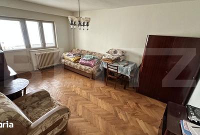 Apartament cu 4 camere decomandat în Central - 3