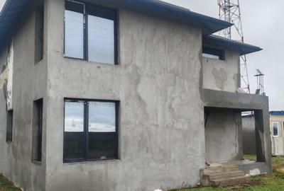 Casă cu 4 camere cu Teren 1380 Mp în Brazi - 1