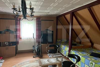 Casa de lemn cu teren generos - 1500 mp in Cerghid, liniste si natura - 4