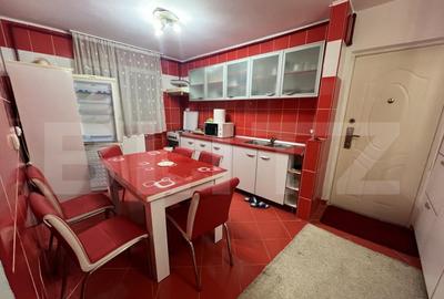 Apartament cu 2 camere semidecomandat, mobilat în Micro 11 - 2
