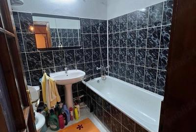 Apartament cu 2 camere decomandat în Burdujeni