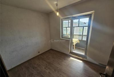 Resita, 3 Cam. Dec., Mobilat Utilat, Calea Caransebesului - 9