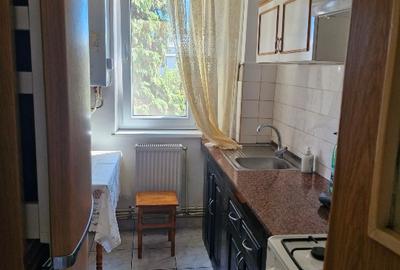 Apartament 3 camere semidecomandat - 2