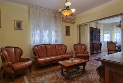 Dacia - 3 Camere - Garaj - Curte - 8