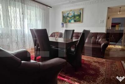 Apartament cu 3 camere semidecomandat, mobilat în Micro 4 - 4