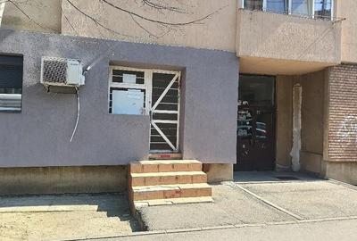 Spațiu comercial, de 23 mp, în Central - 3