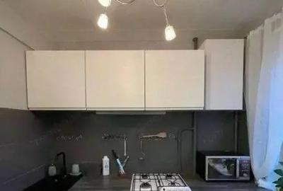 De inchiriat apartament cu o camera in zona Complexului Studentesc - 2