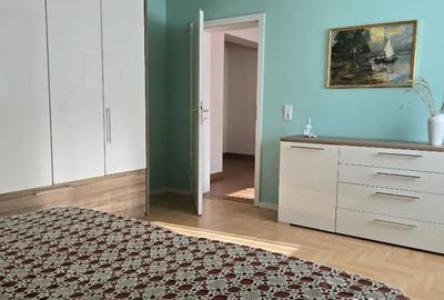 Casă cu 5 camere cu Teren 665 Mp în Progresul - 11