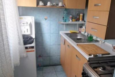 Apartament cu 3 camere semidecomandat în Valea Rosie - 3