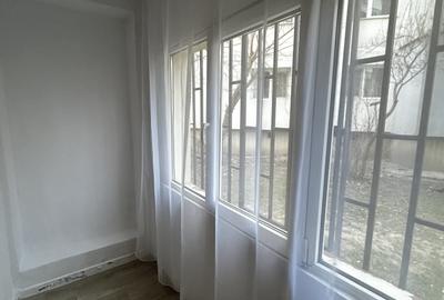 Apartament cu 2 camere nedecomandat, mobilat în Sud - 9