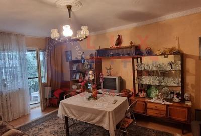 Apartament cu 3 camere decomandat în Piața Nouă - 1
