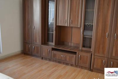 Garsonieră decomandată în Dâmbu Pietros