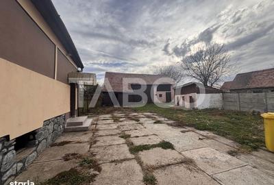 Casă cu 3 camere cu Teren 100 Mp în Șura Mare - 1