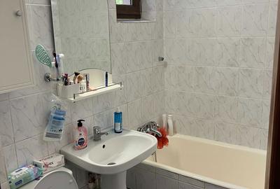 Apartament cu 3 camere decomandat în Central - 3