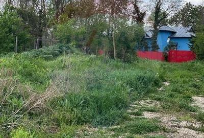 Teren Ciolpani 950 mp, intre case, utilitati la marginea terenului. - 3