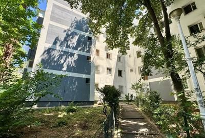 Apartament cu 4 camere semidecomandat în Titan