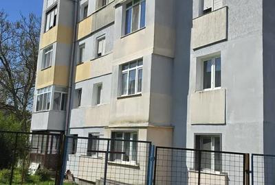 Apartament cu 3 camere semidecomandat în Central - 6